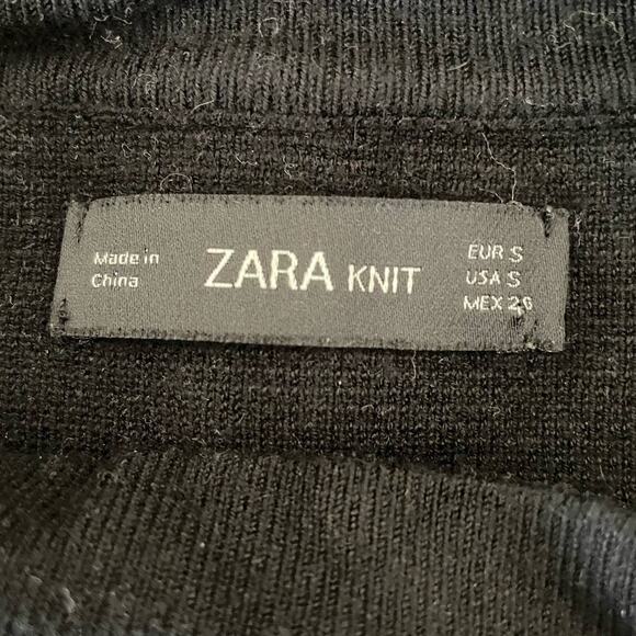 Zara Knit Women Top S Black Round Neck Long Slit Sleeve Side Snap Rocker Goth - Picture 2 of 10